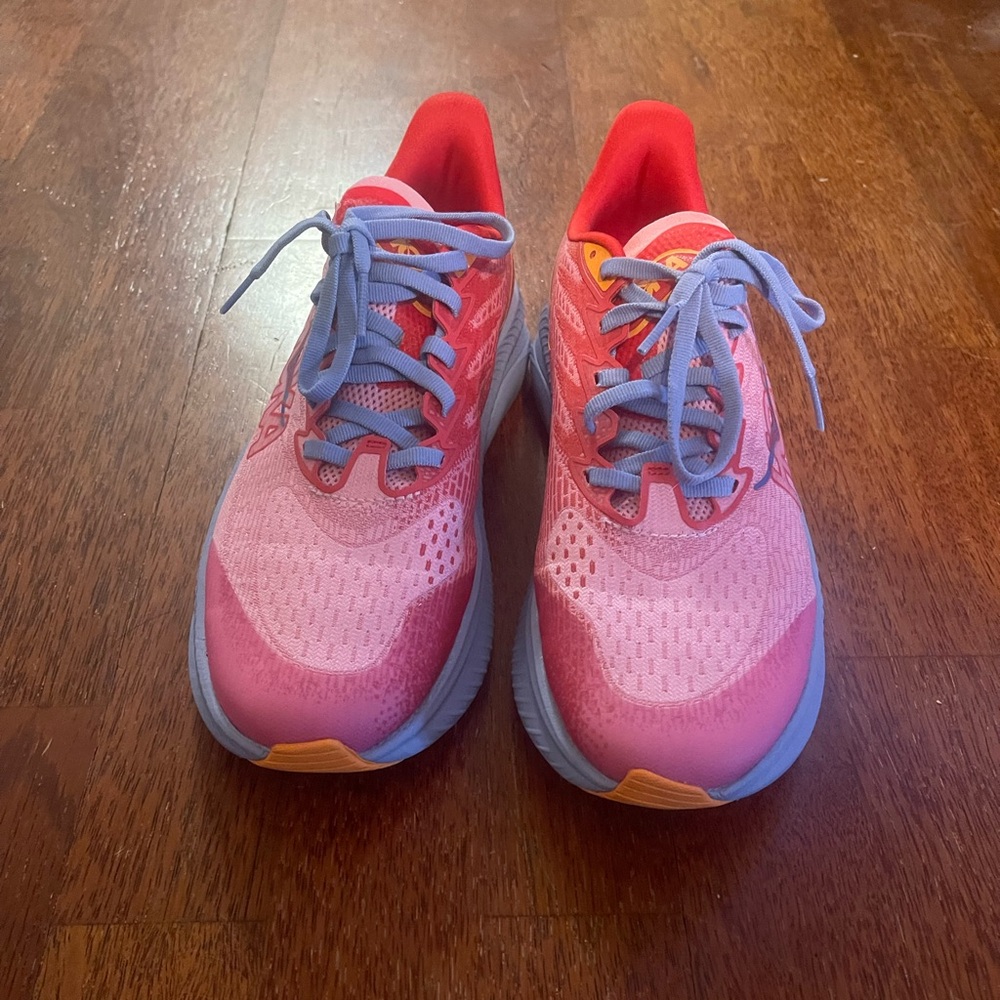 Hoka mach 6Y